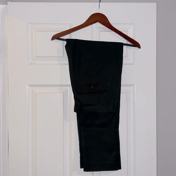 Perry Ellis - Picture 2 of 6